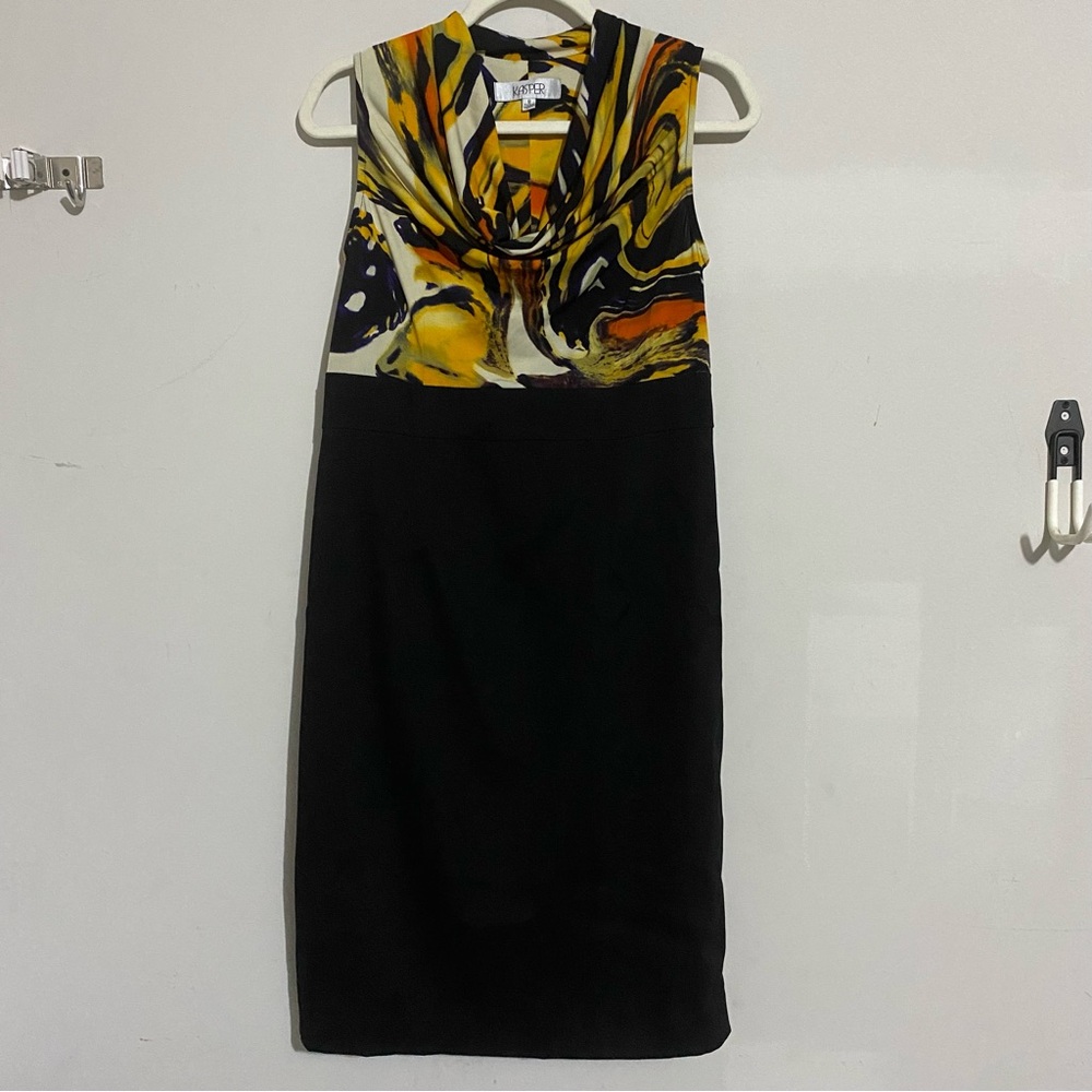 Kasper black and yellow sleeveless cowl neck women’s dress size 8